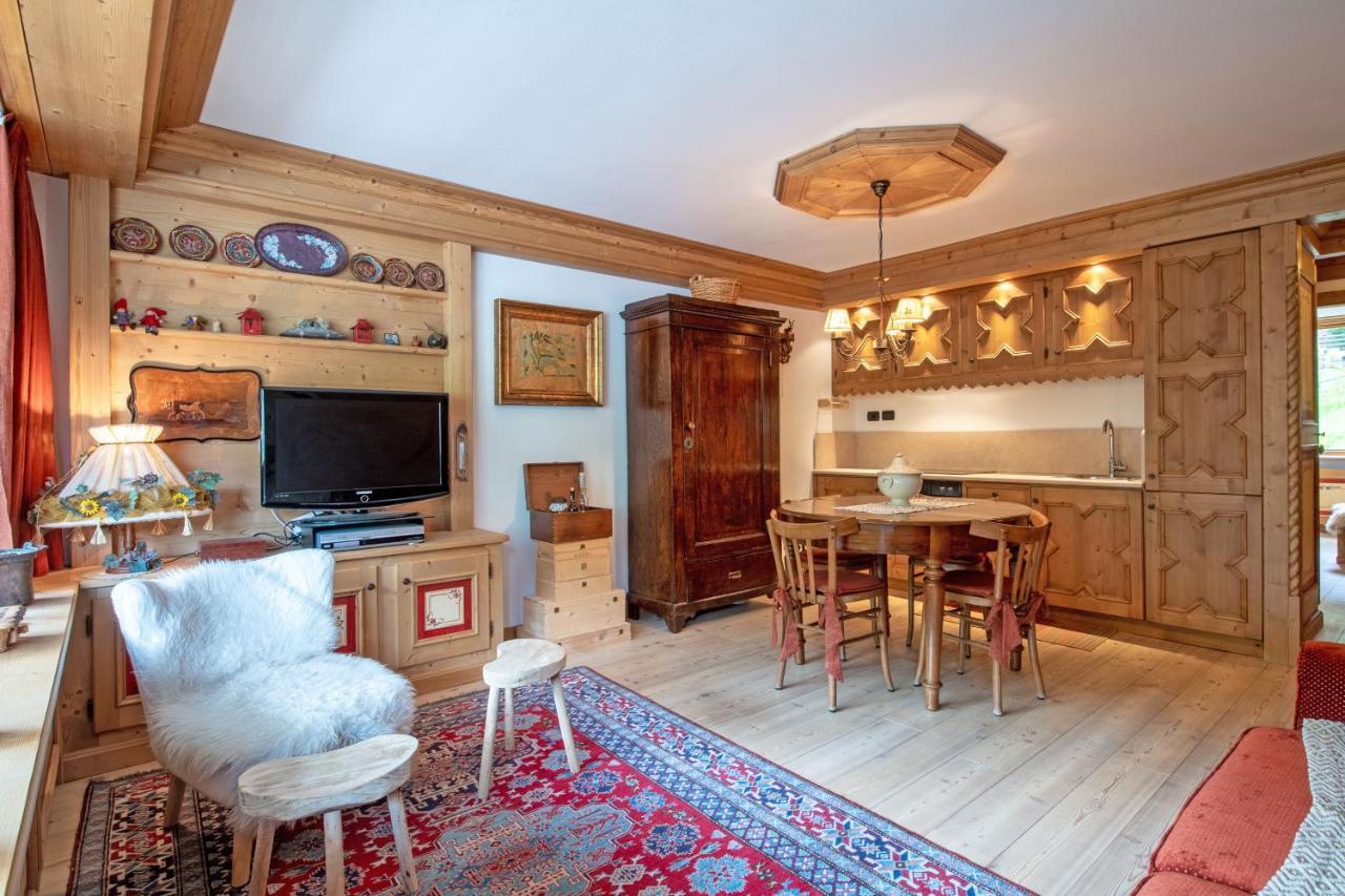 Apartment Center Madonna Di Campiglio Af Екстериор снимка