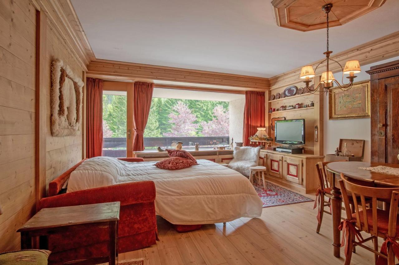 Apartment Center Madonna Di Campiglio Af Екстериор снимка